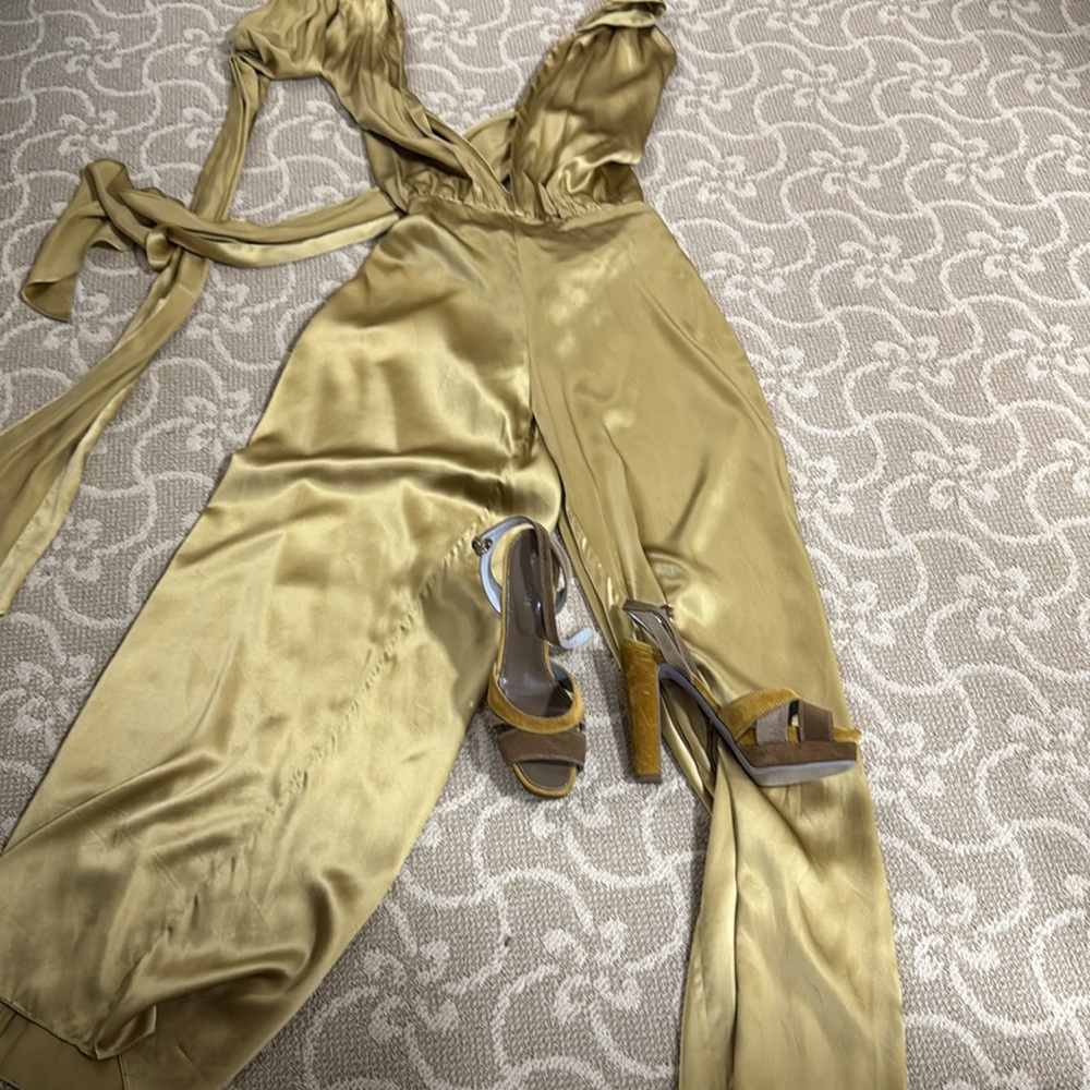 SILK BACKLESS ROMPER WIDE LEG - Picture 6 of 6
